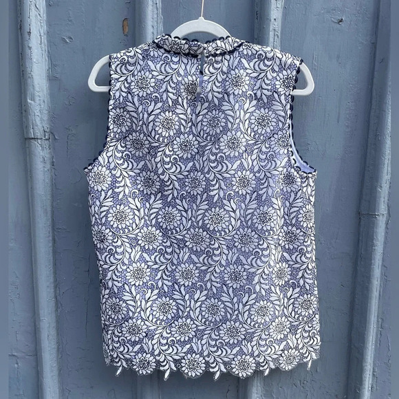 Draper James Magnolia White Floral Lace Top , size 14 - Picture 4 of 10